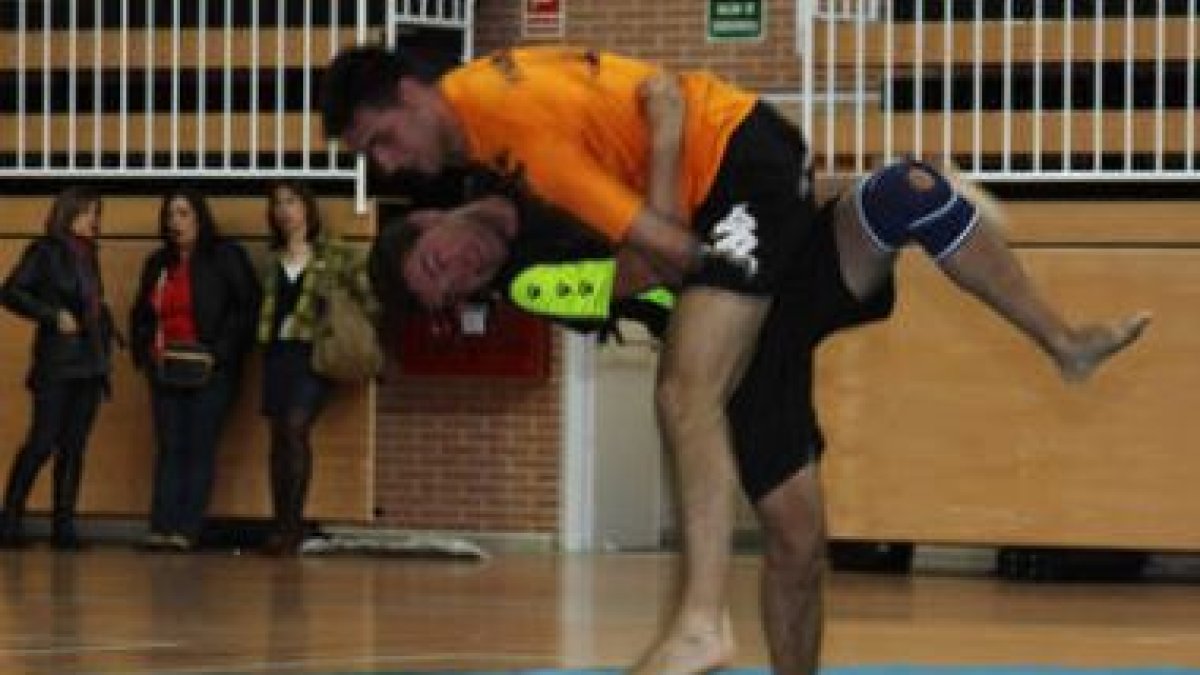 Villabalter mantiene íntegra su máxima aspiración a nuevo título en juvenil-senior