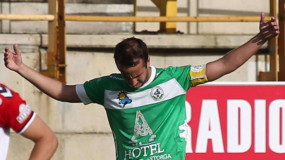 David Bandera está arrepentido por jugar con Quintanilla del Monte un bolo de verano.