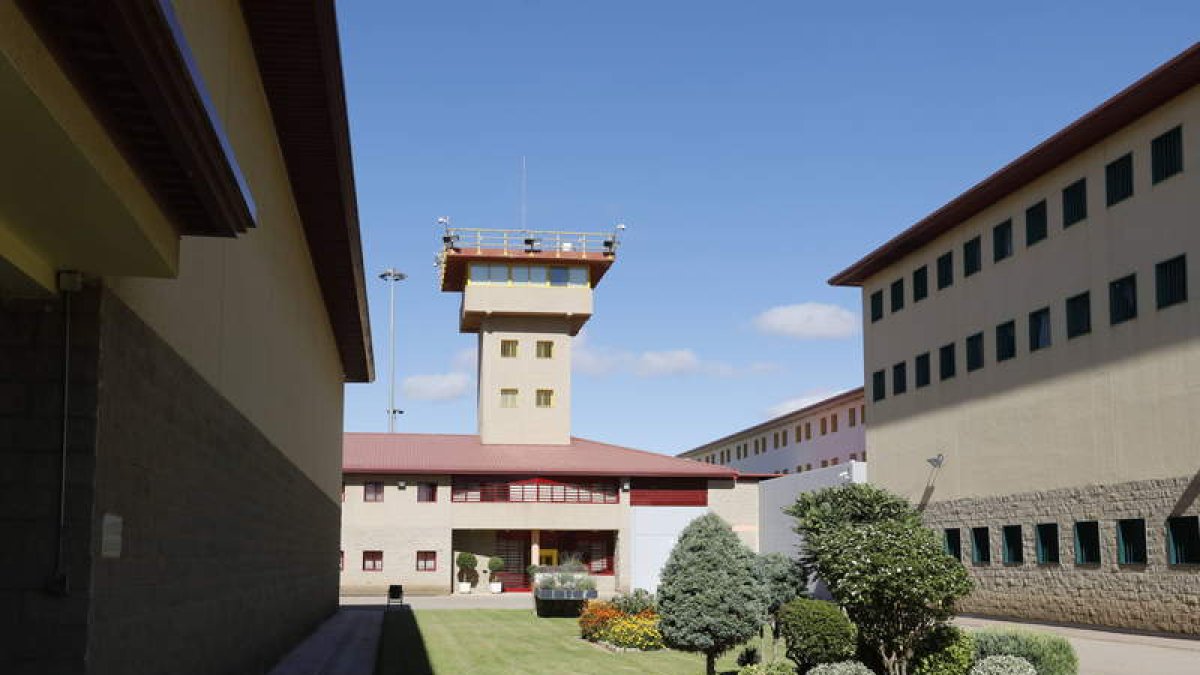 Interior de la prisión de Villahierro. MARCIANO PÉREZ