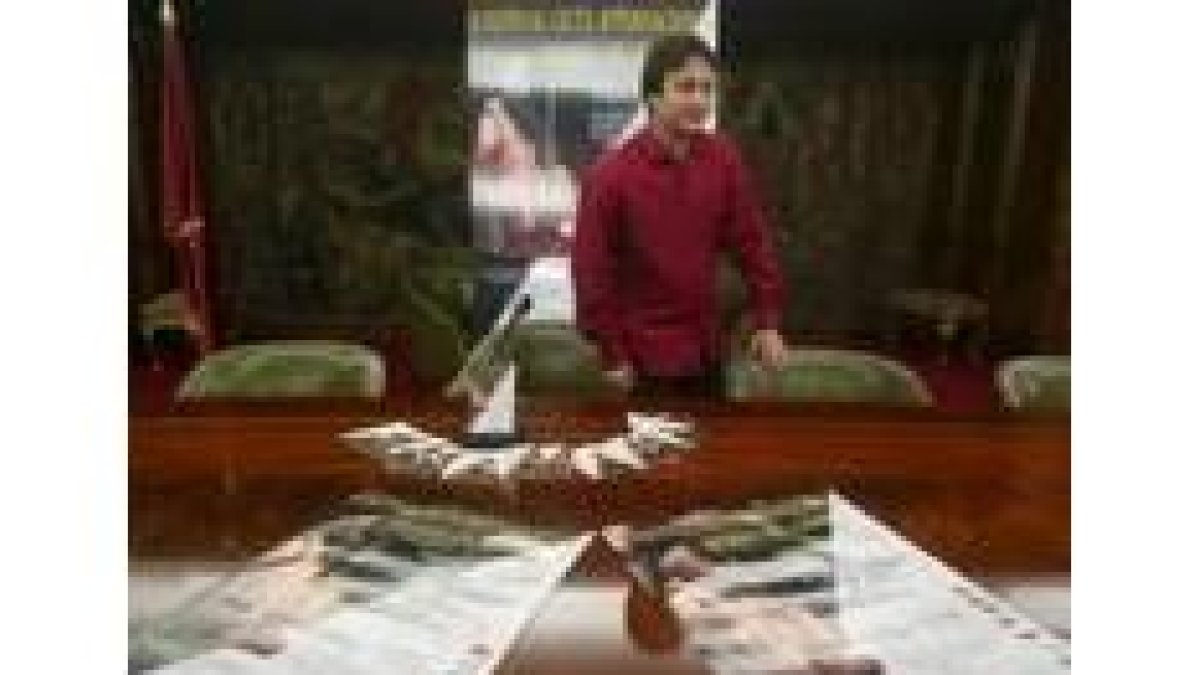 El concejal Abel Pardo presentó ayer el programa del Festival Celta