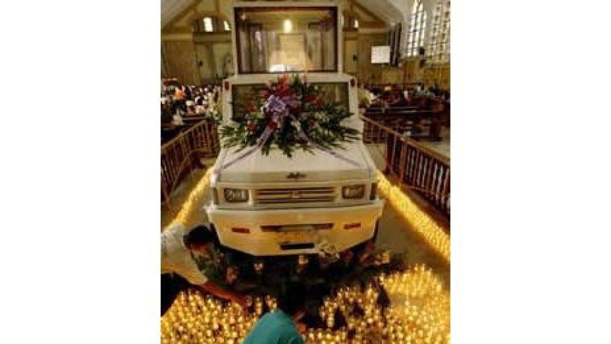 Curioso recuerdo al Papa en Manila