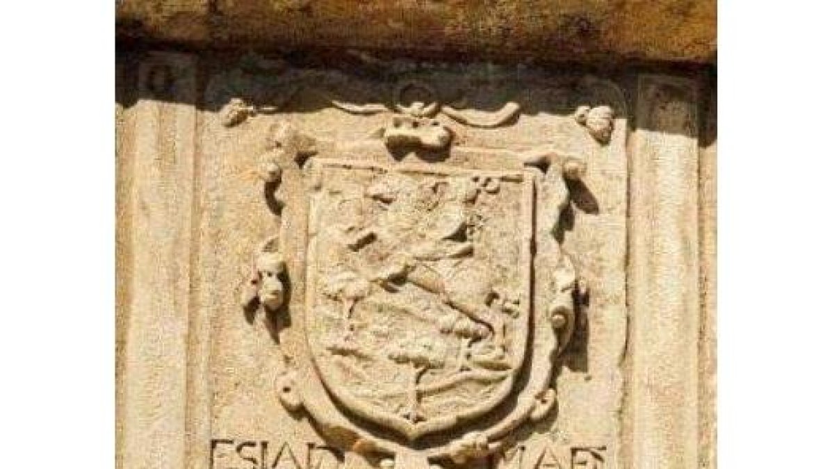 Escudo que confirma la leyenda de la Dama de Arintero