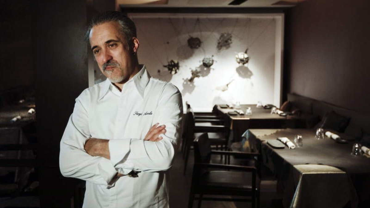 El chef Sergi Arola, en su local madrileño, después de conocer que finalmente había sido levantado el embargo.