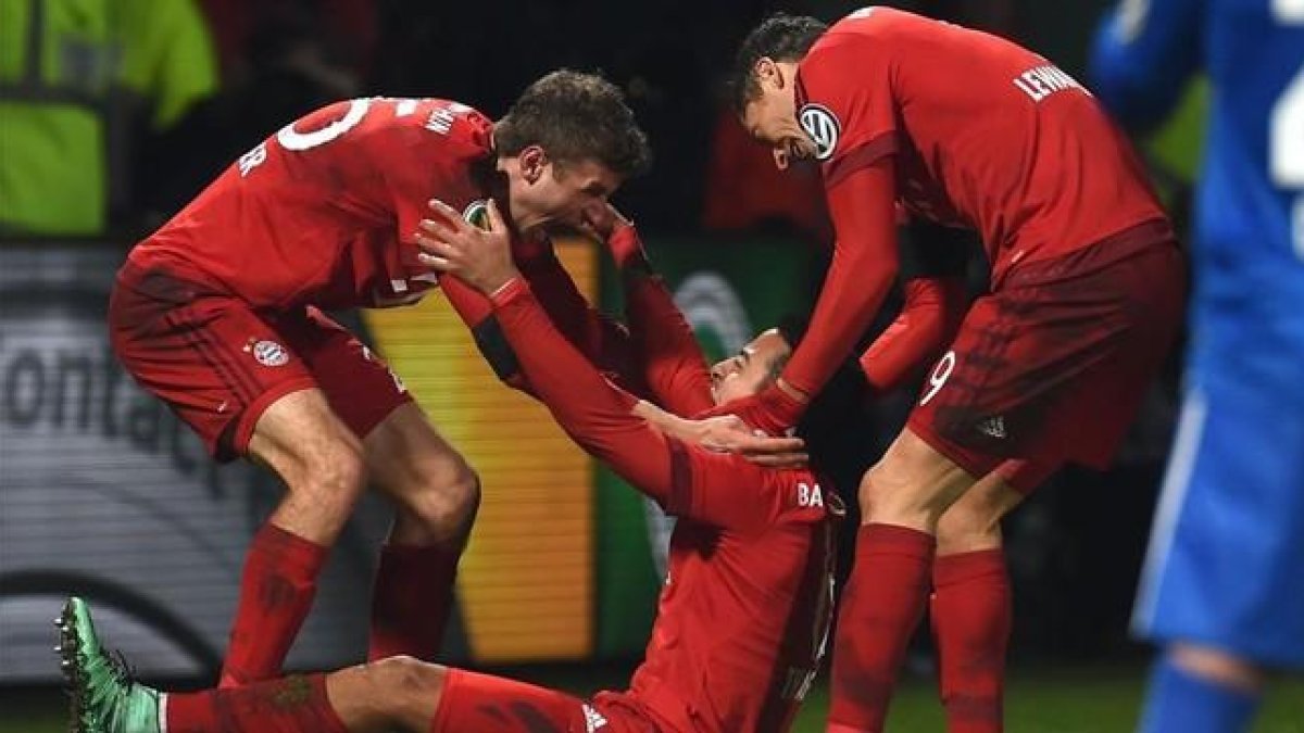 Thiago celebra el gol marcado ante el Bochum.