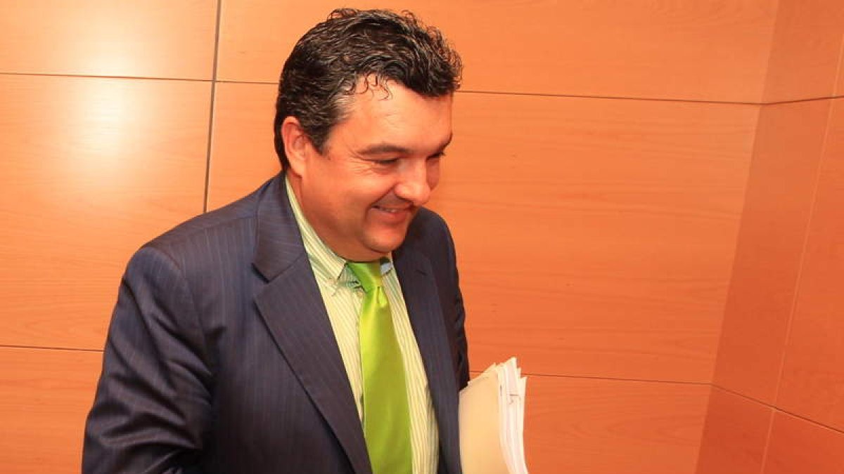 El portavoz del PSOE en el Consejo, José Luis Ramón.