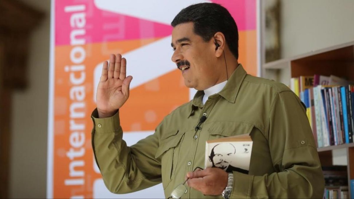 El presidente de Venezuela en el programa de radio y televisión Los domingos con Maduro.
