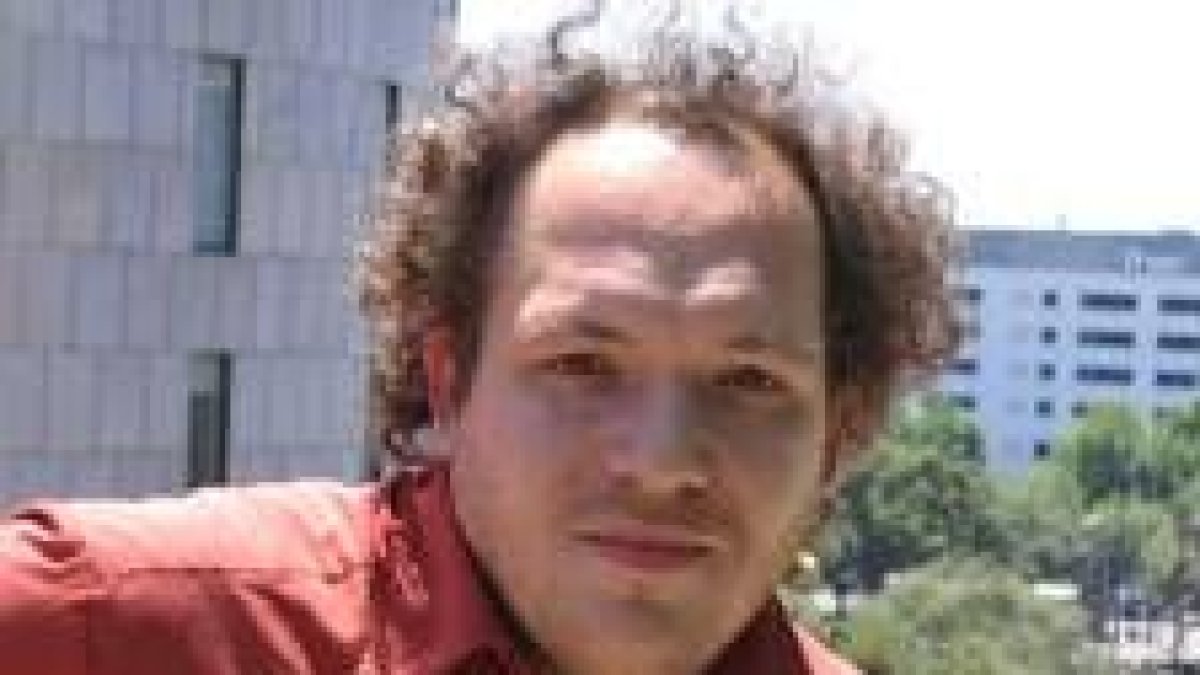 El escritor francés Mathias Enard publica un nuevo libro, «Remontando el Orinoco»
