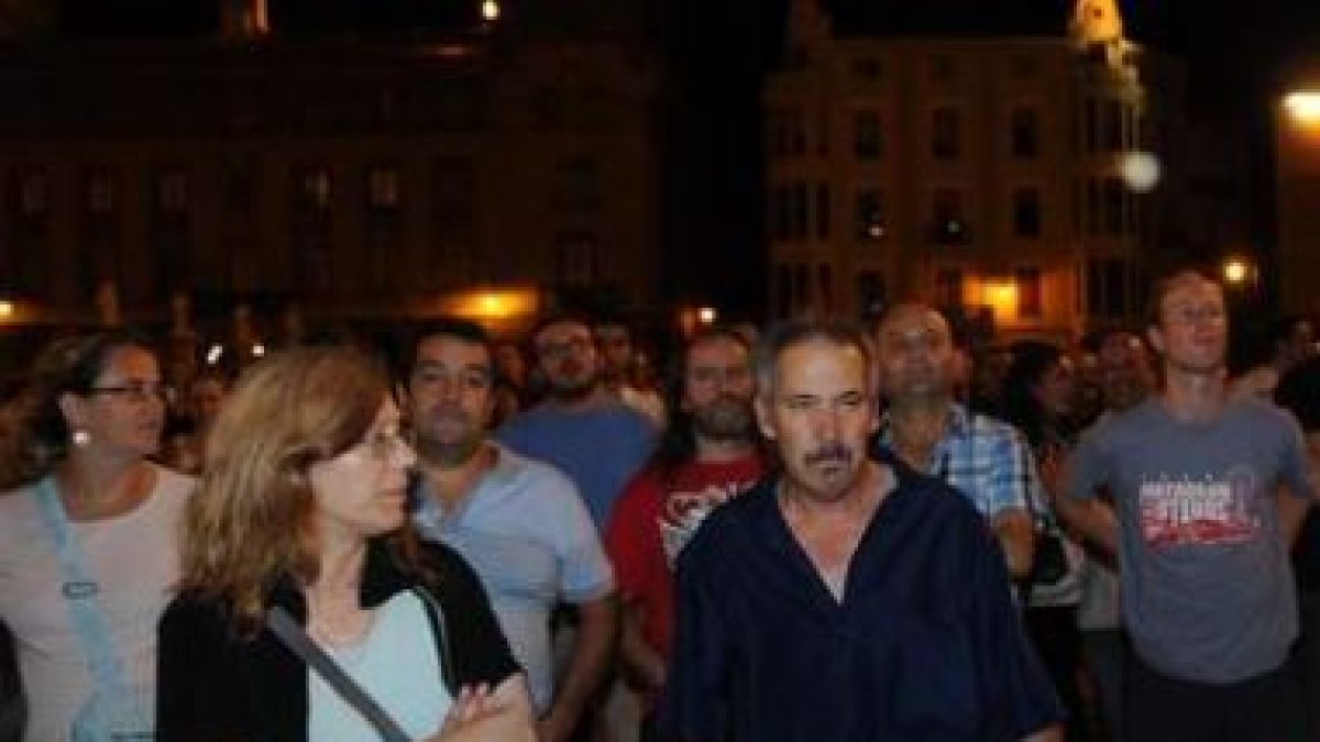 No faltaron al concierto los fieles del sonido «deicidesco».