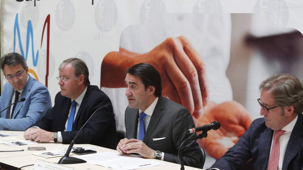 Juan Martínez Majo, Antonio Silván, Juan Carlos Suárez Quiñones y Javier Vega. JESÚS F. SALVADORES