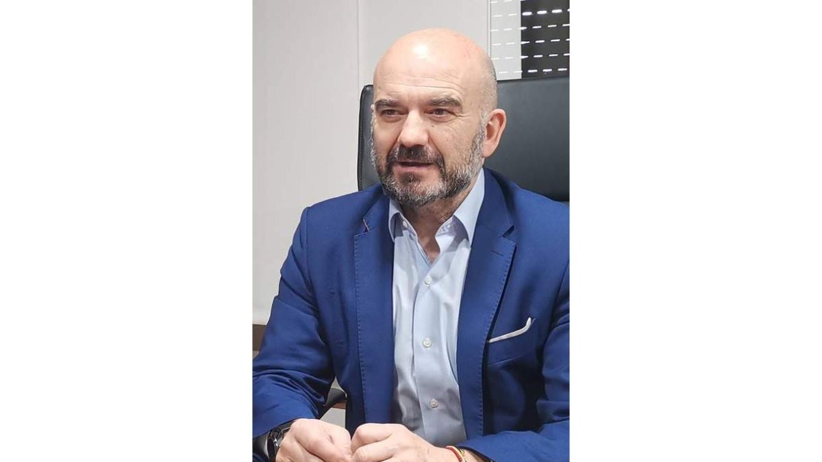 Javier Herradón. DL