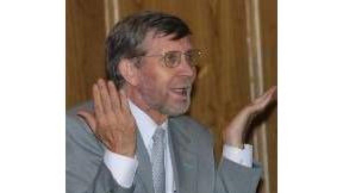 Carballo echó mano de su ocasional vehemencia para repudiar un pacto