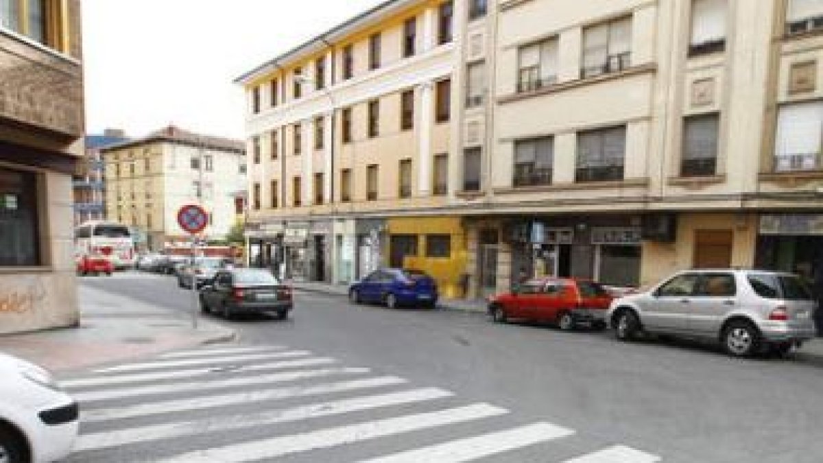 Ramón y Cajal, esquina con la Era del Moro.