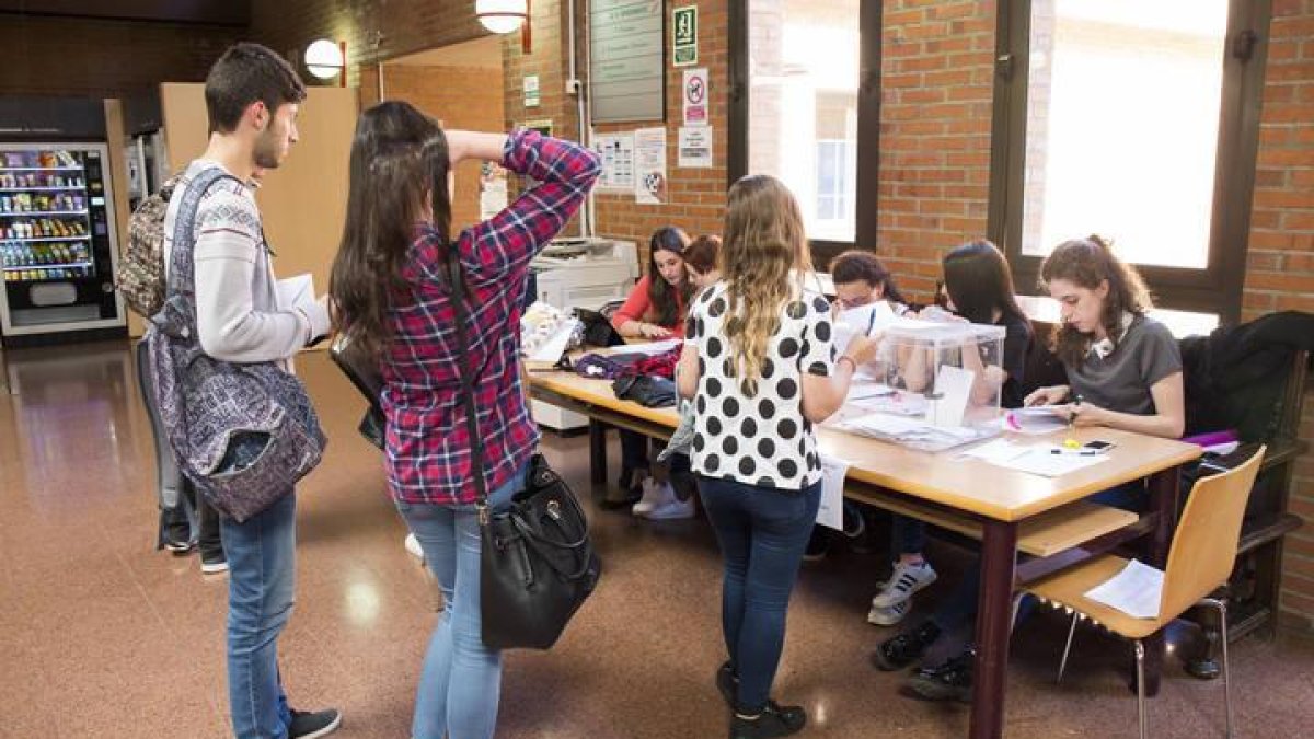 Imagen de la última elección al claustro de la Universidad