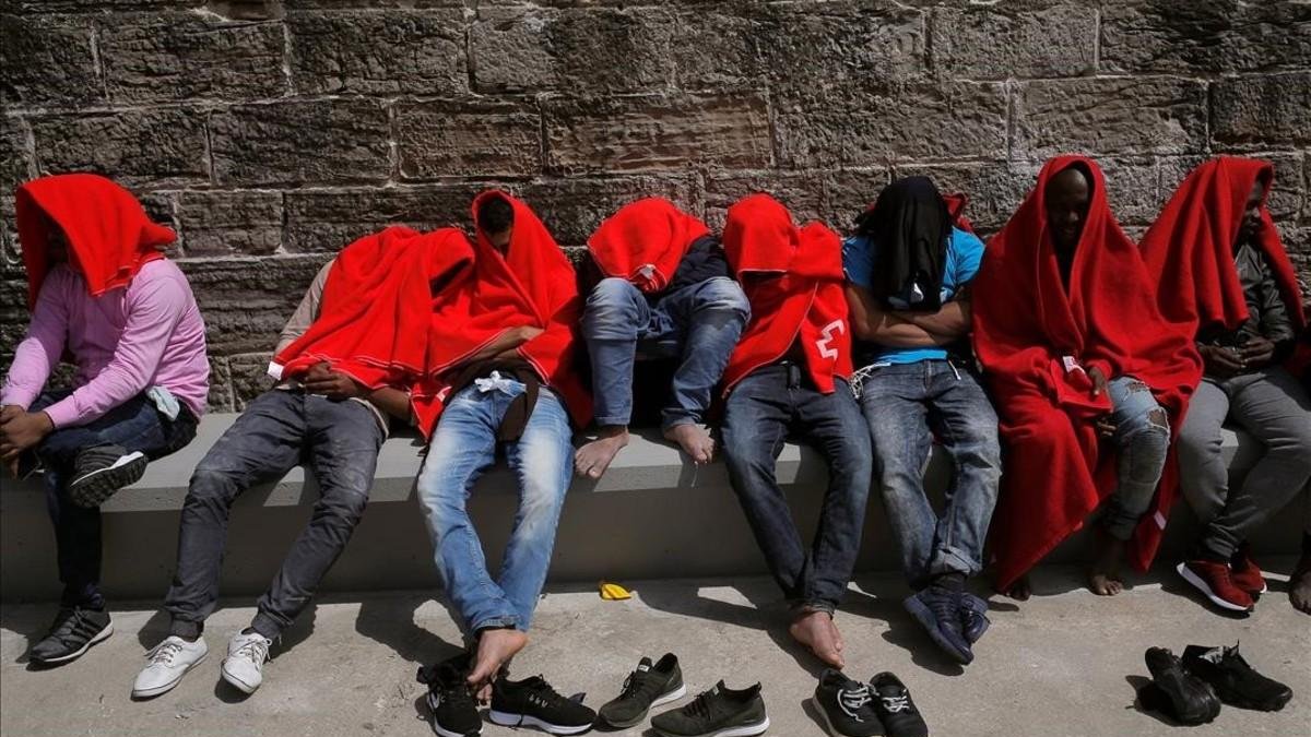 Han sido trasladados a los puertos de Tarifa y Barbate.