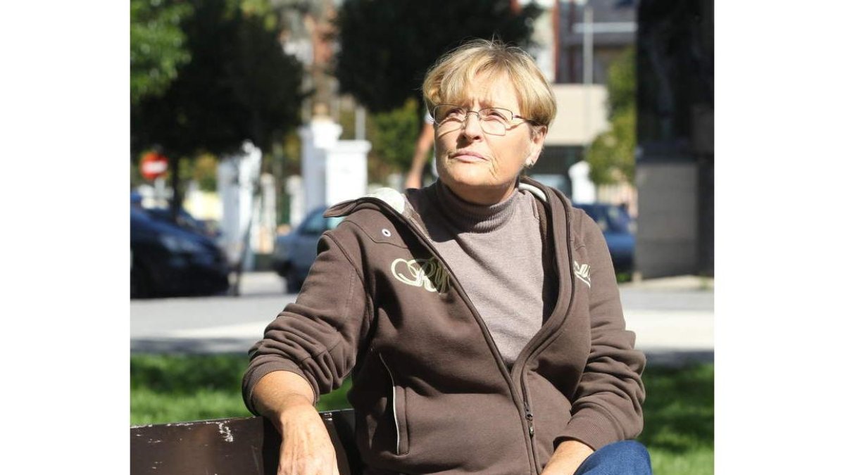 Rita Prada, en un parque de Ponferrada, el viernes tras la entrevista con este periódico.