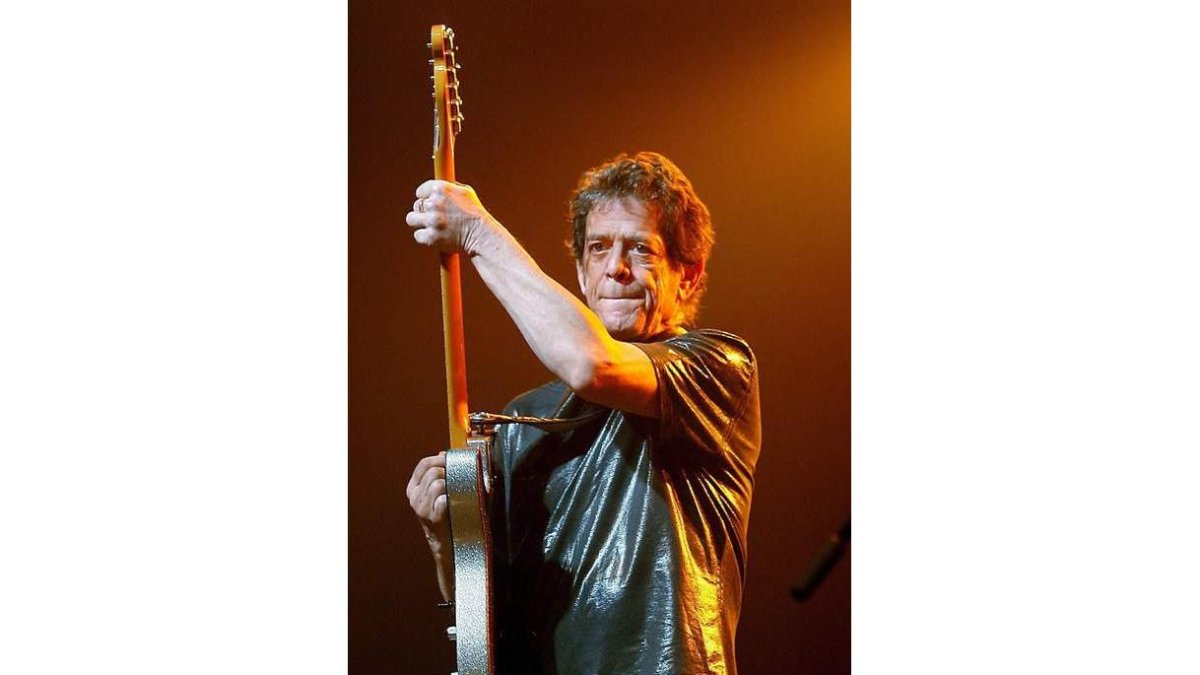 Lou Reed, durante un concierto en Suiza.