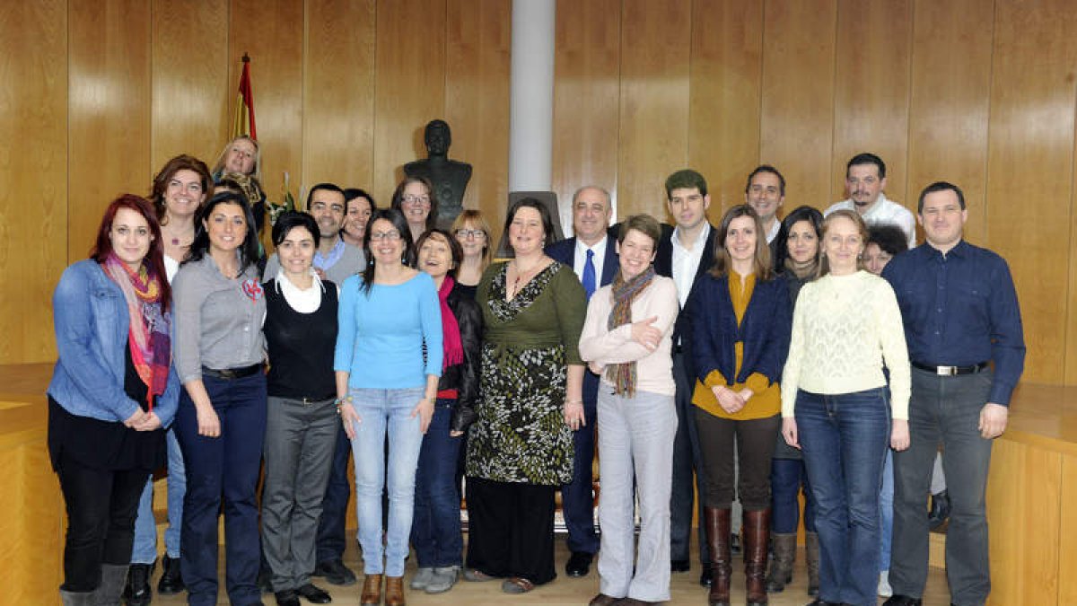 El alcalde de San Andrés, Gregorio Chamorro, con los participantes europeos del proyecto.