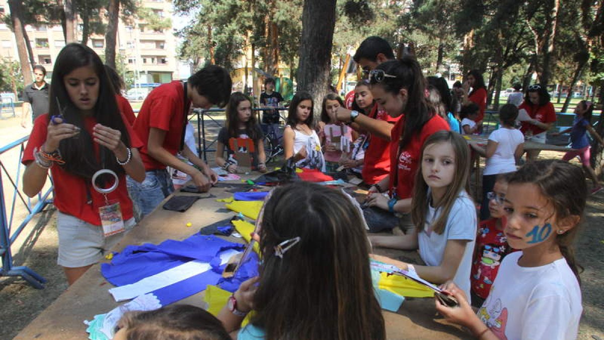 Un año más los jóvenes bercianos disfrutaron de las actividades de la Ciudad Mágica.