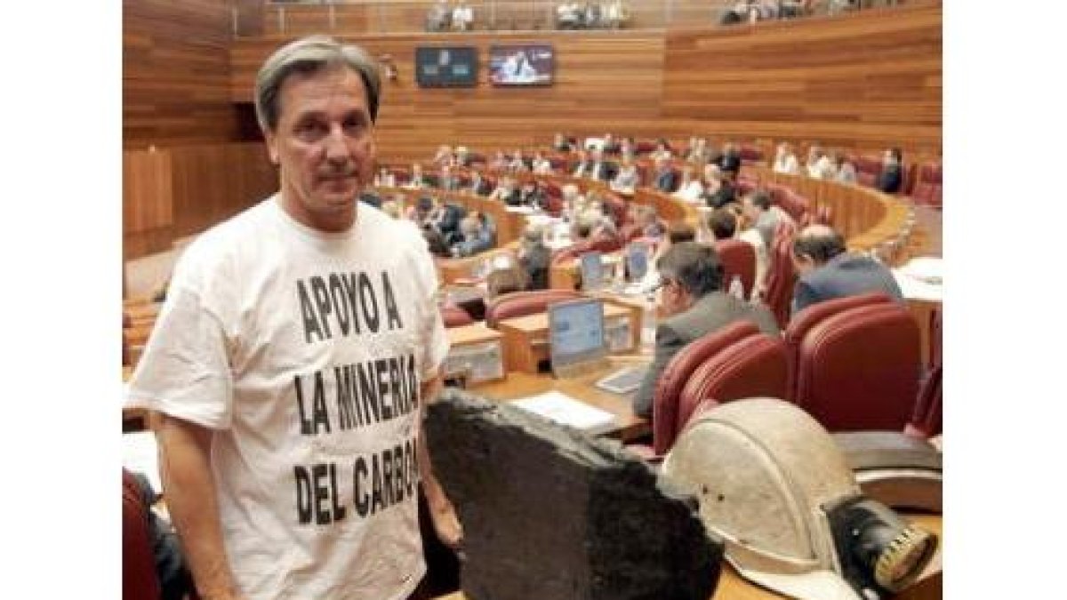 Pedro Muñoz mostró su respaldo a la minería en el Pleno.