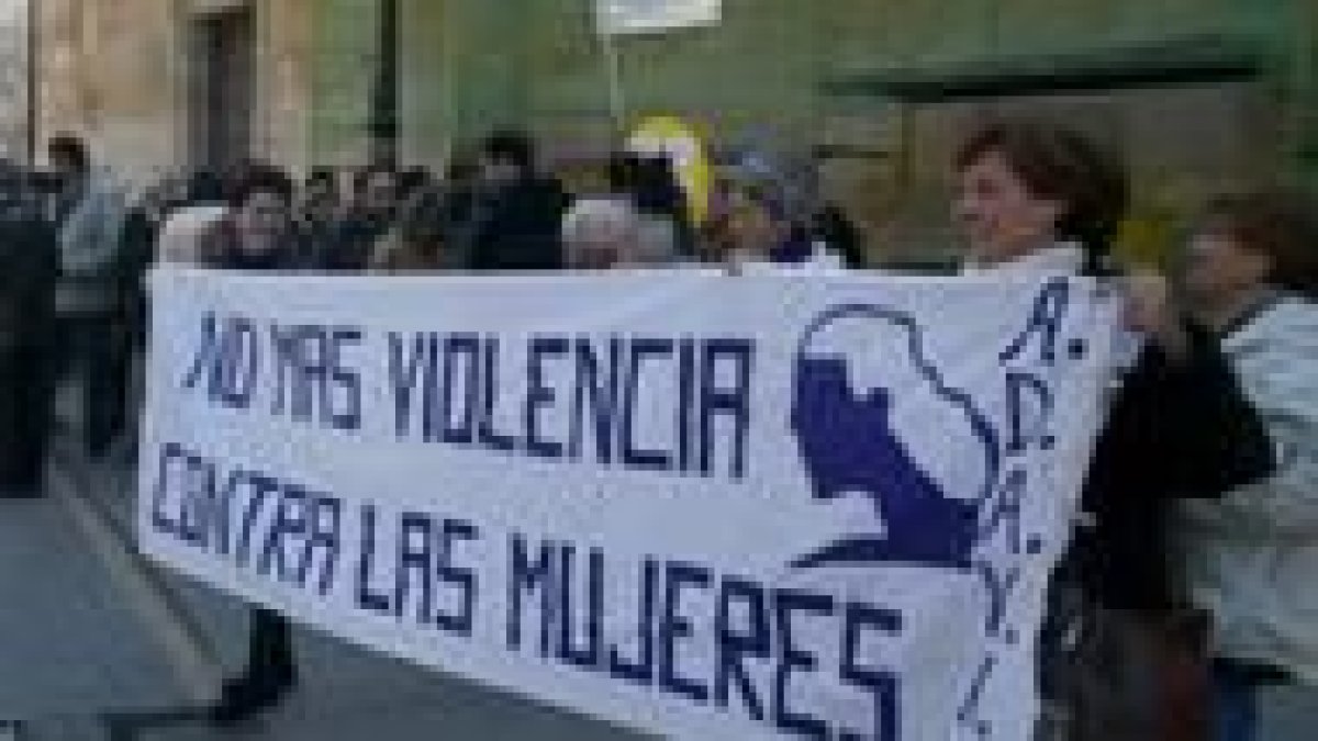 Un nuevo decreto facilitará el acceso de las mujeres a la renta de inserción
