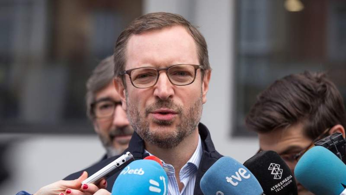 El candidato del PP al Congreso por Álava, Javier Maroto. D. AGUILAR
