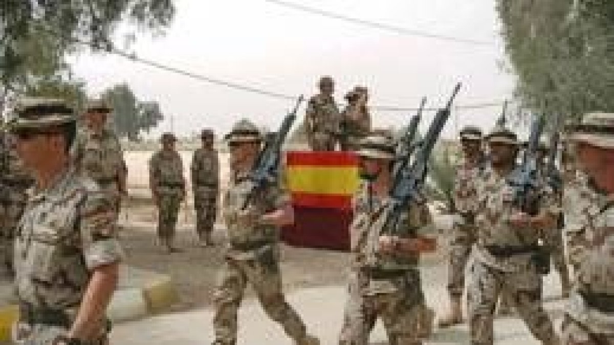La Brigada Plus Ultra, durante el acto de traspaso de mando de la unidad Inse III en Diwaniya