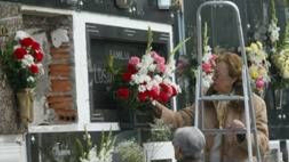 La afluencia al camposanto fue notable a lo largo de todo el día