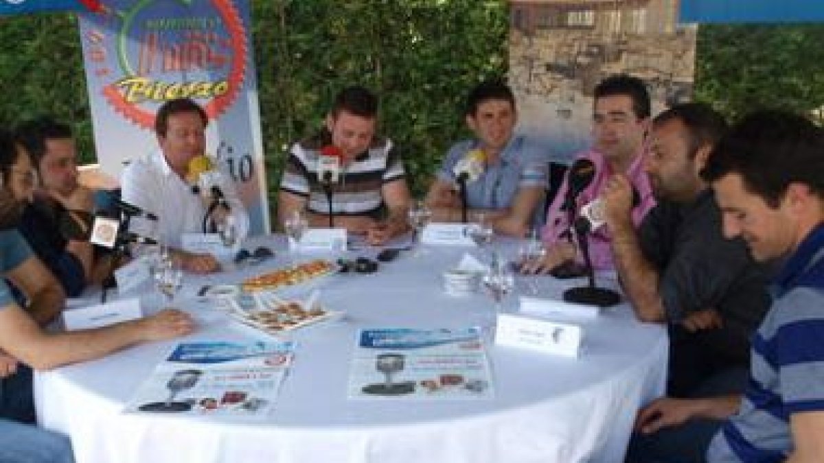 Granero participó ayer en el Molino del Real en una tertulia con su segundo técnico y periodistas.