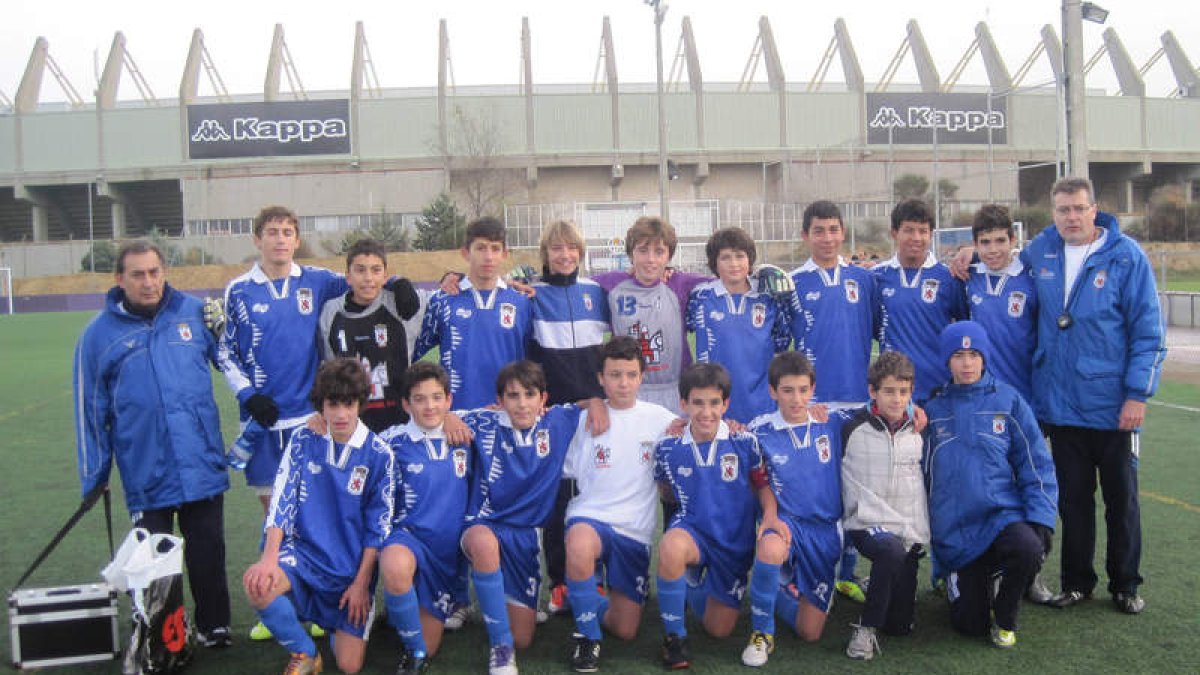 Formación del equipo del Villaviciosa que milita en el grupo B de la Liga de la Amistad.