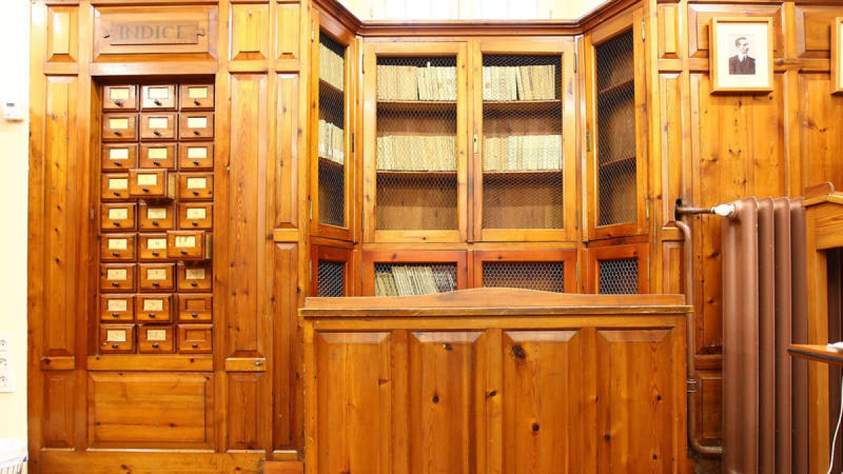 El primer fichero que tuvo la biblioteca.