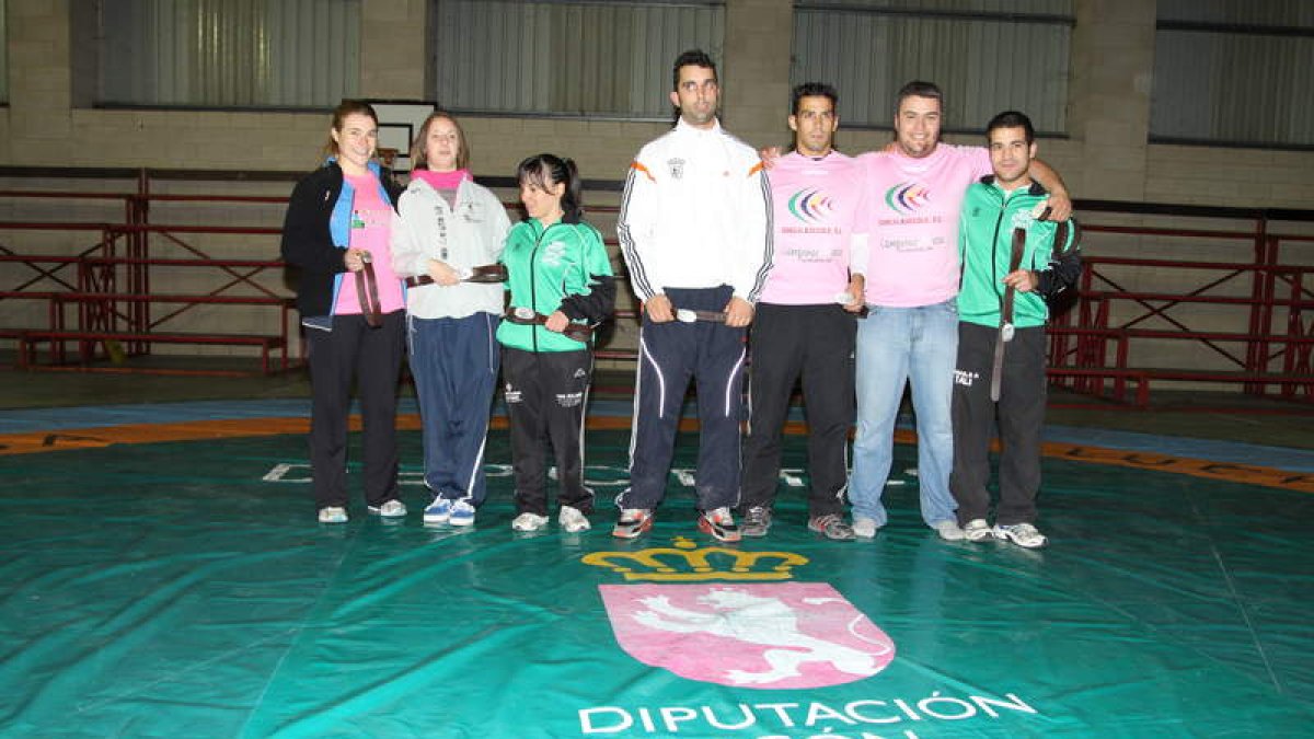 El 68 Campeonato Provincial sumó a logros históricos, como el catorce título de «El Divino», la reafirmación de figuras de la lucha.