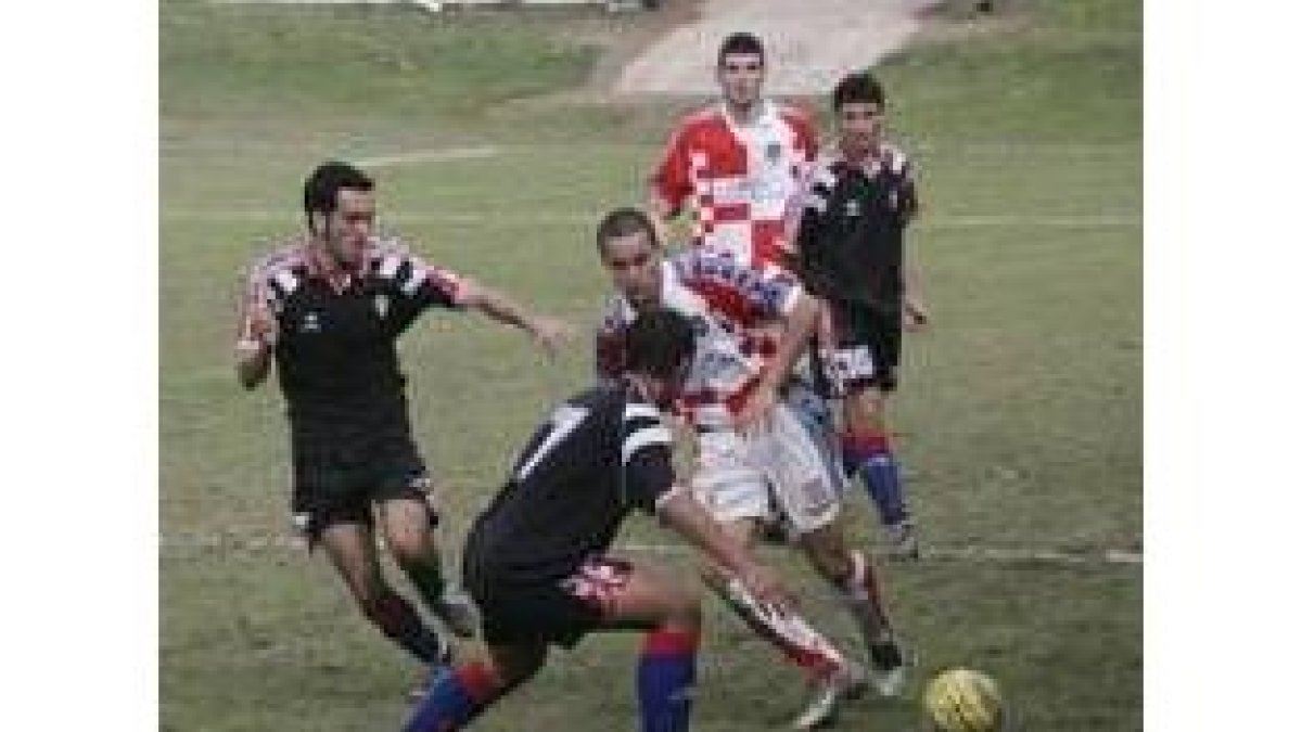 El jugador del Puente Castro Bosco logró dos de los goles de su equipo