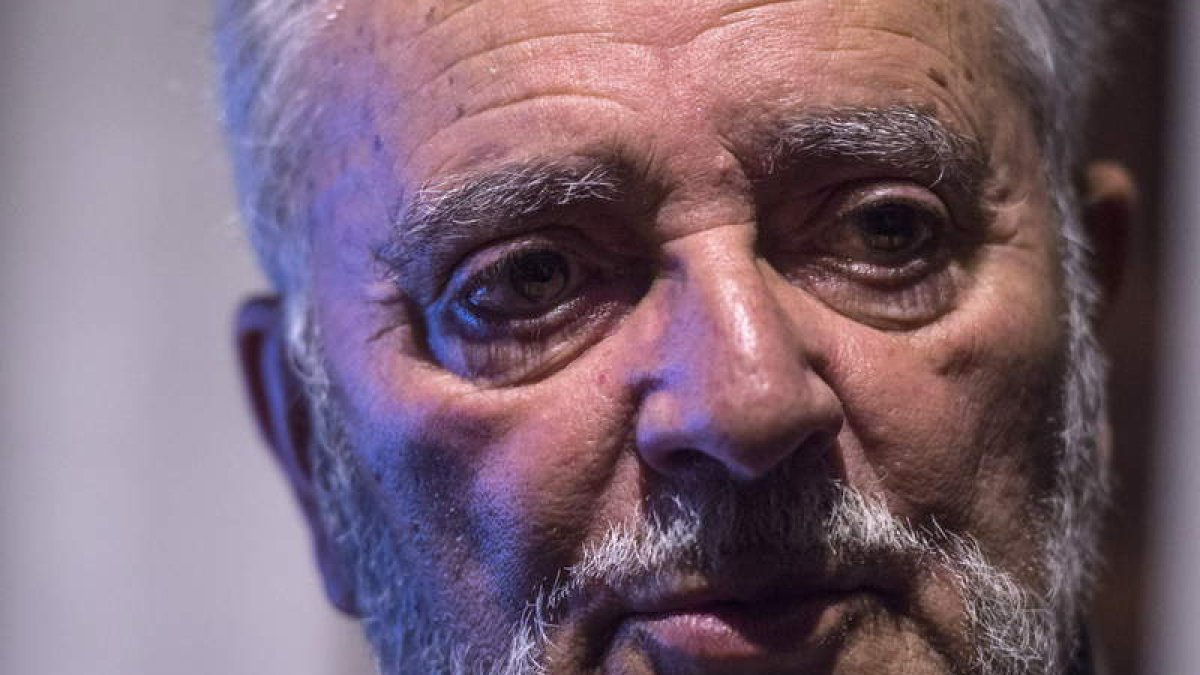 Una de las últimas imágenes de Julio Anguita. RAFA ALCAIDE