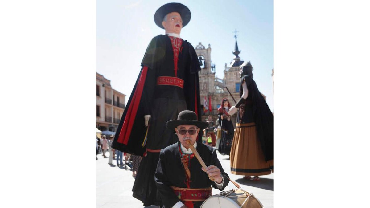Astorga celebra Santa Marta con un amplio programa. JESÚS F. SALVADORES