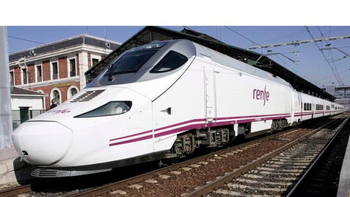 Una de las unidades asignadas a la línea de alta velocidad de Madrid a León. RAMIRO