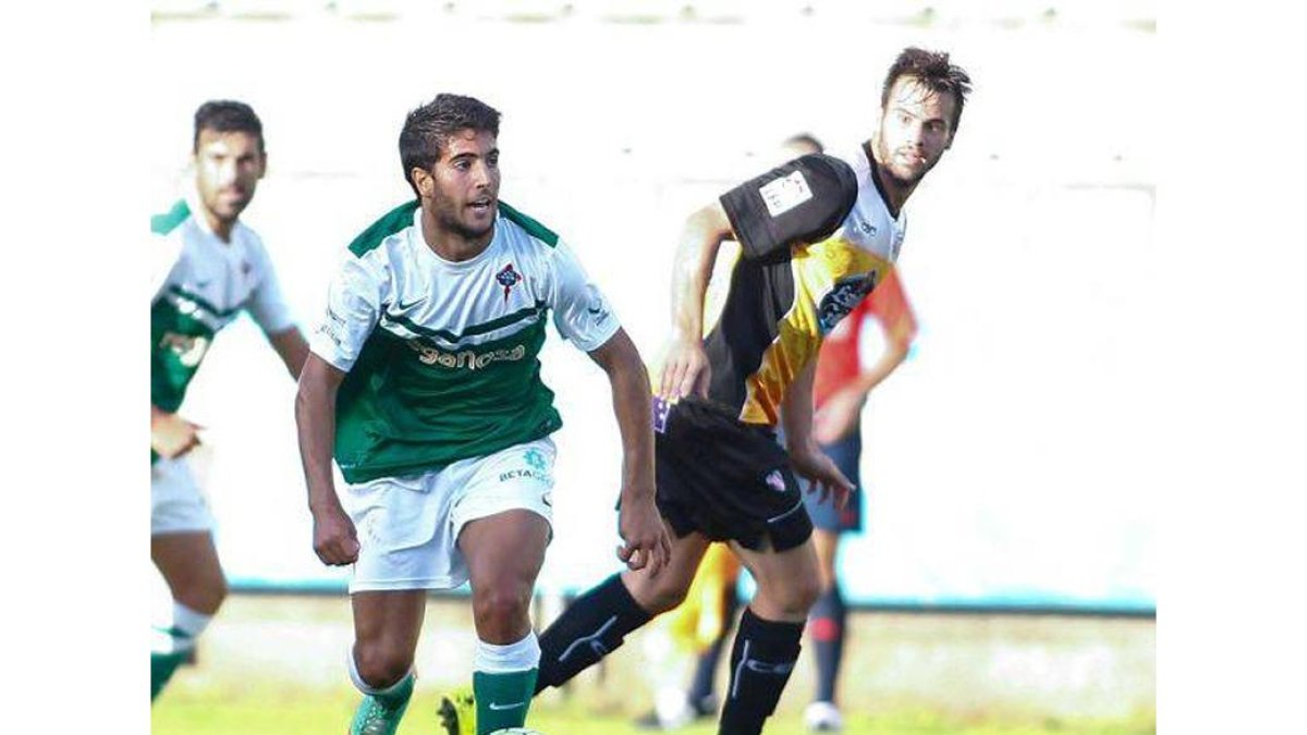 El delantero argentino 'Juampa' Barros, tercer refuerzo del Astorga CF.