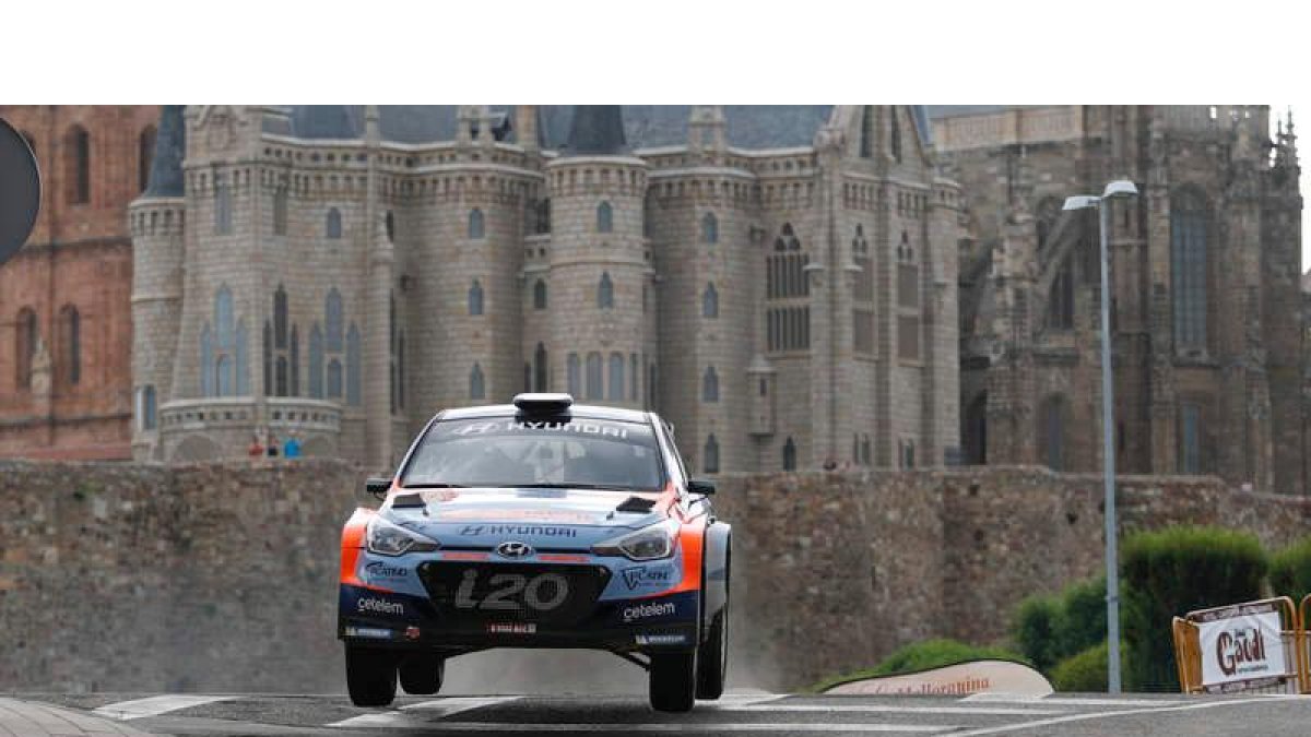 León sucederá en 2021 a Astorga como sede del Supercampeonato de España. La capital maragata lo albergó en 2019. JESÚS F. SALVADORES
