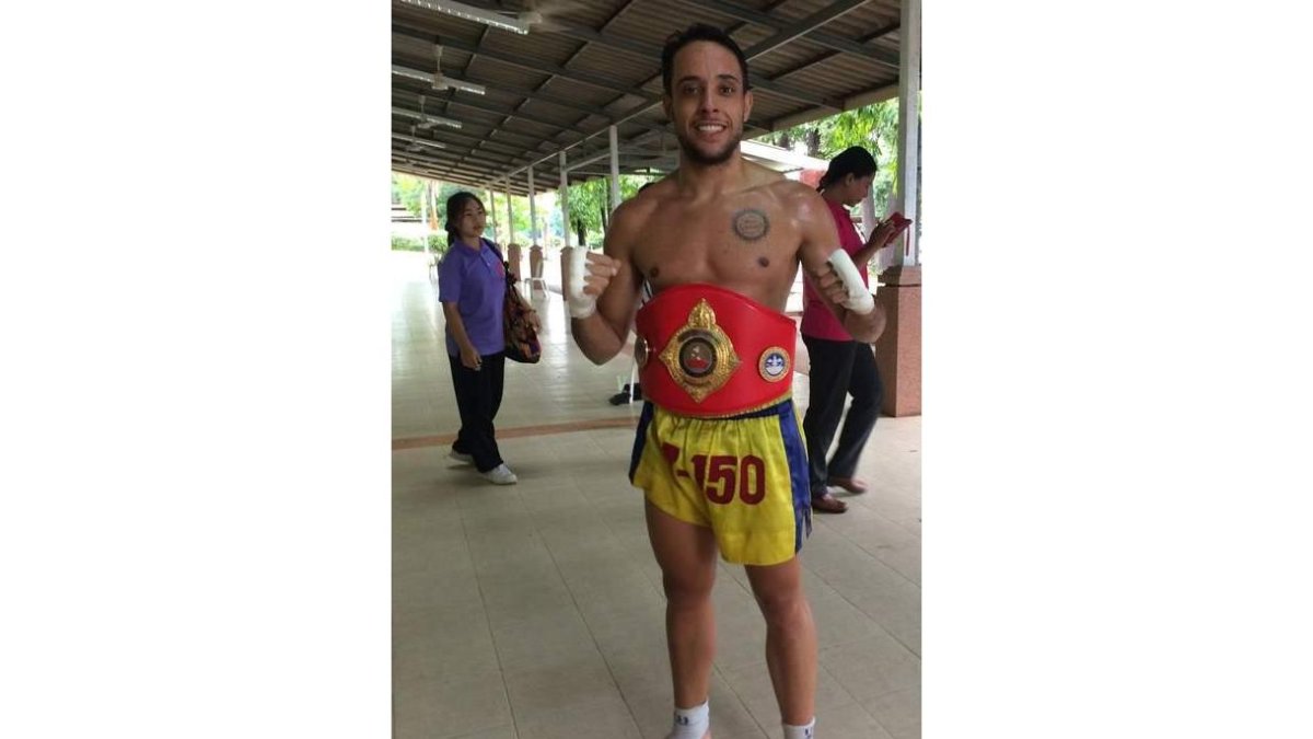 Sebastián Vargas en Tailandia practicando su deporte favorito.