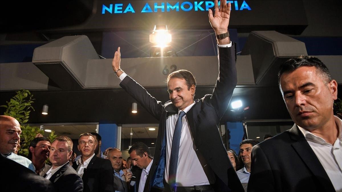 Mitsotakis celebra su mayoría absoluta en las elecciones griegas