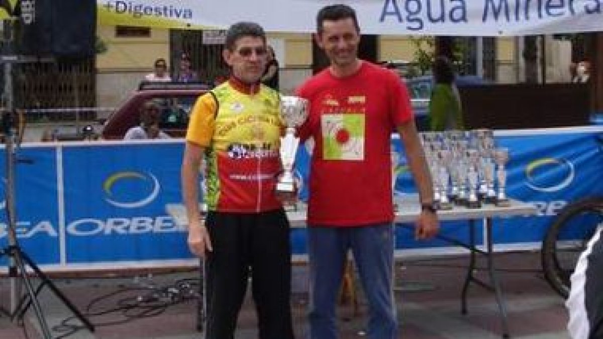 Los leoneses Javier Puente y Juan Luis Llamas brillaron en la Cazorla