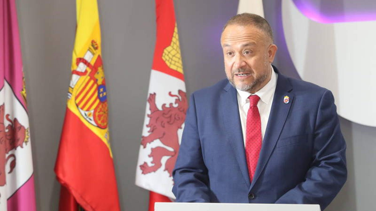 El presidente del Consejo Comarcal del Bierzo, Gerardo Álvarez Courel. RAMIRO