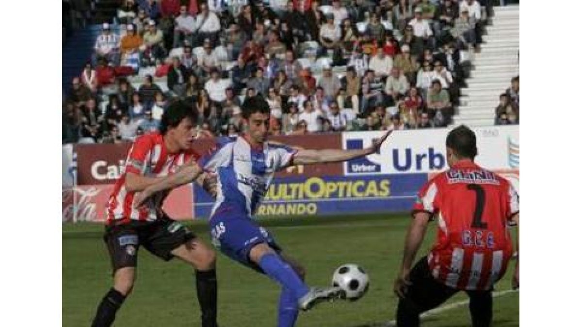 Instantánea del encuentro disputado por Deportiva y Zamora la pasada temporada (2-0).