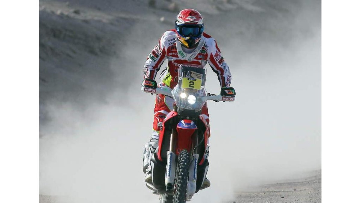 Barreda sigue como sólido líder en la categoría de motos.