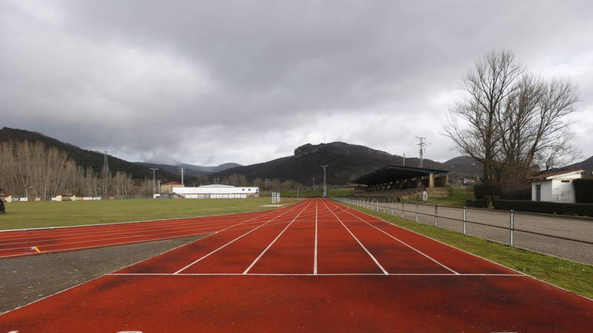 Esta composición fotográfica permite hacerse una idea de todos los servicios que ofrece el Ayuntamiento de La Robla. Las necesidades educativas, culturales, deportivas y de ocio están más que cubiertas a tan sólo unos kilómetros de León capital, en un mun