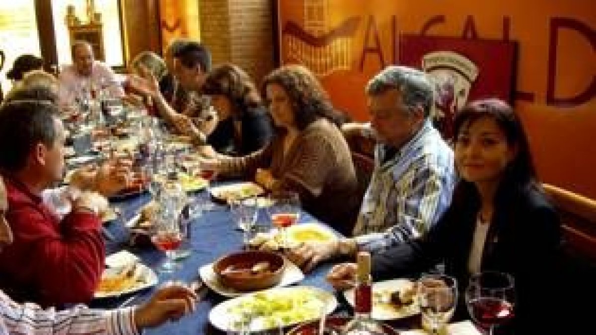 Un momento del vigésimo encuentro de la asociación Región Leonesa