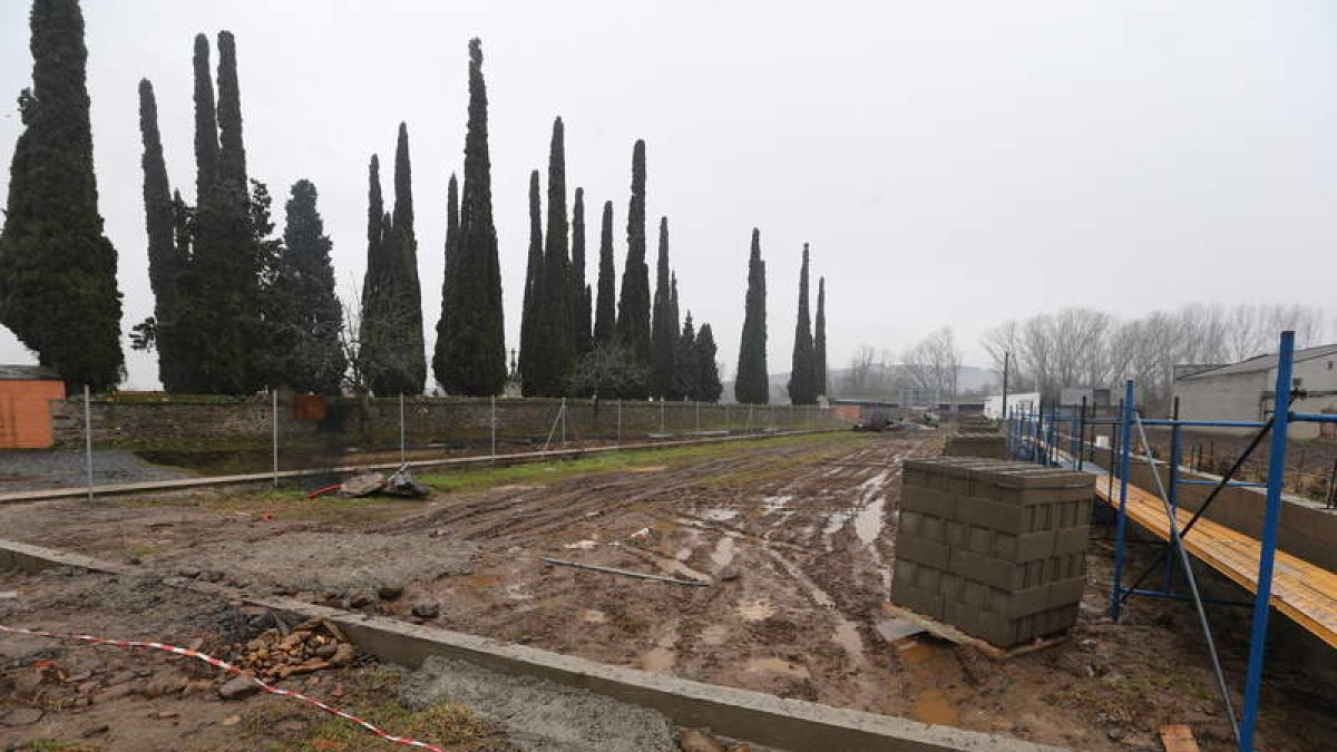 Obras de ampliación llevadas a cabo en el cementerio. ANA F. BARREDO