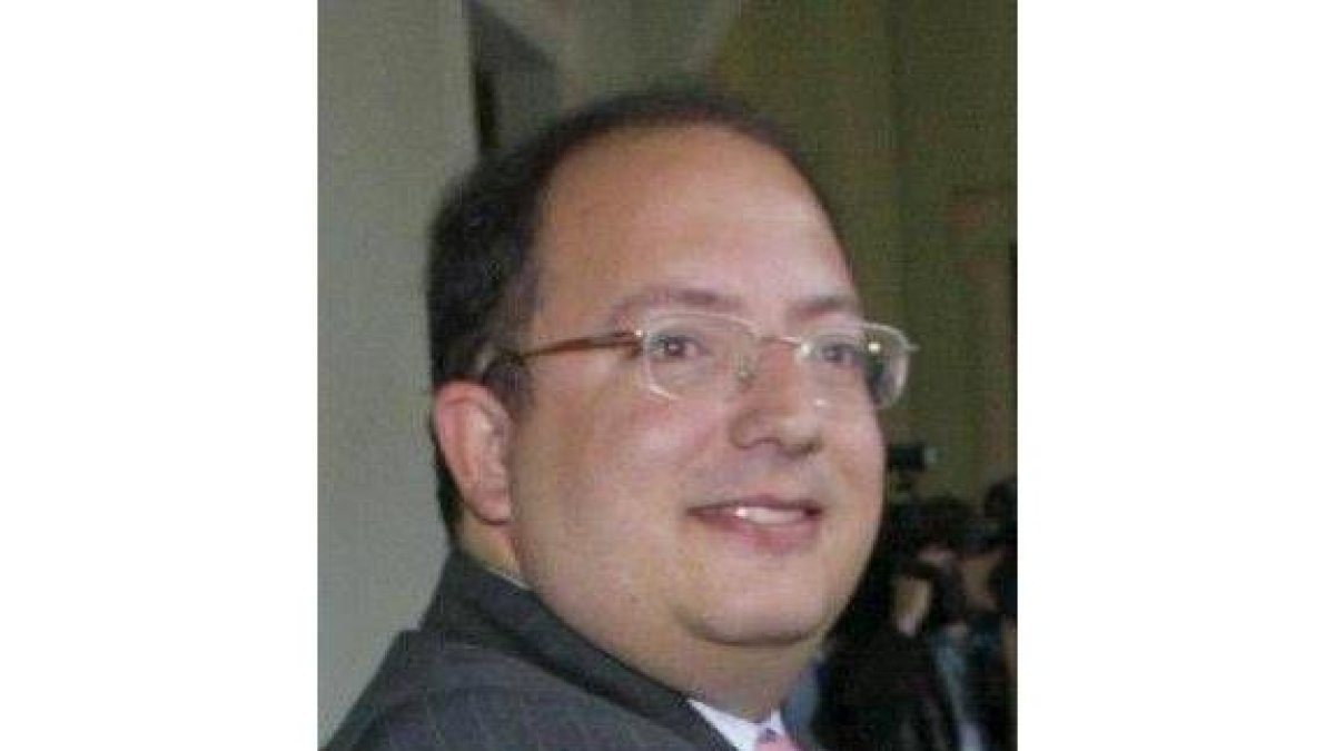 Eduardo Fernández García, delegado de la Junta en León