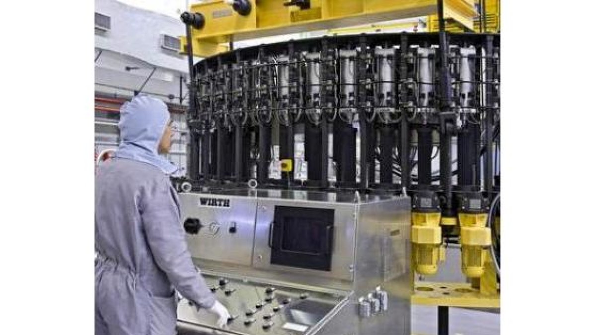 Una de las salas de la central nuclear de Garoña.