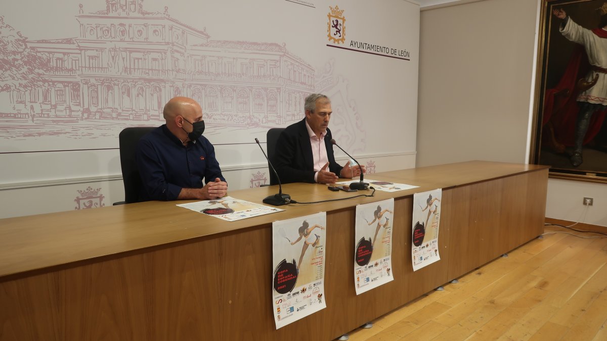 Vicente Canuria, en la presentación de la Copa de España Absoluta de Squash. AYUNUTAMIENTO DE LEÓN