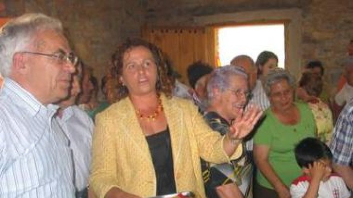 Carmen Barón es la nueva delegada del PP de Cistierna.